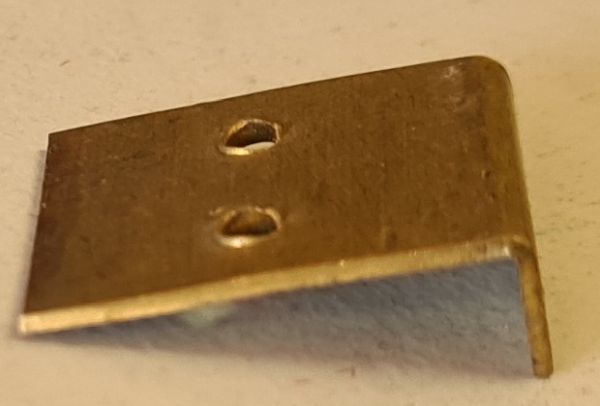 Schließblech Messing roh, Abkantung 6mm lang, nur 2 x verfügbar Bild 2